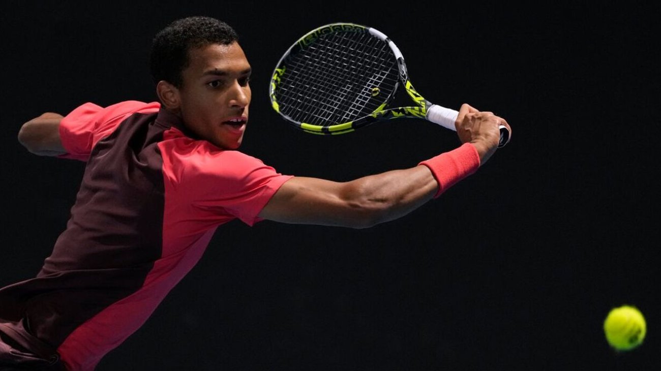 Auger-Aliassime, Medvedev y Lehecka avanzan a cuartos en Dubái