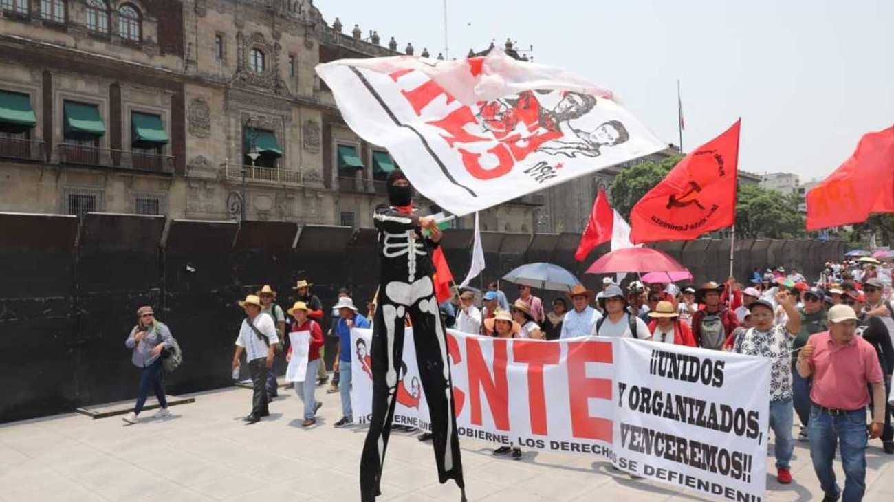 Muere hombre en plantón de la CNTE en Centro Histórico de CDMX