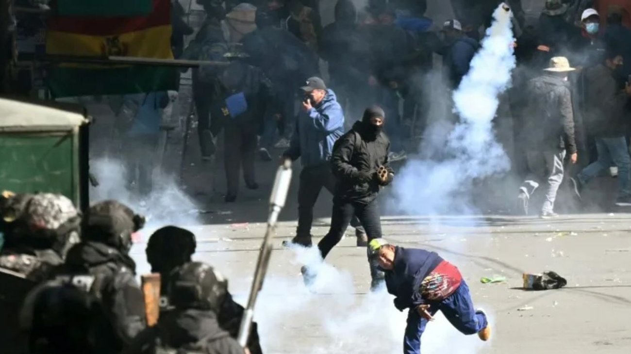 Choques en Bolivia por protestas contra Rodrigo Paz