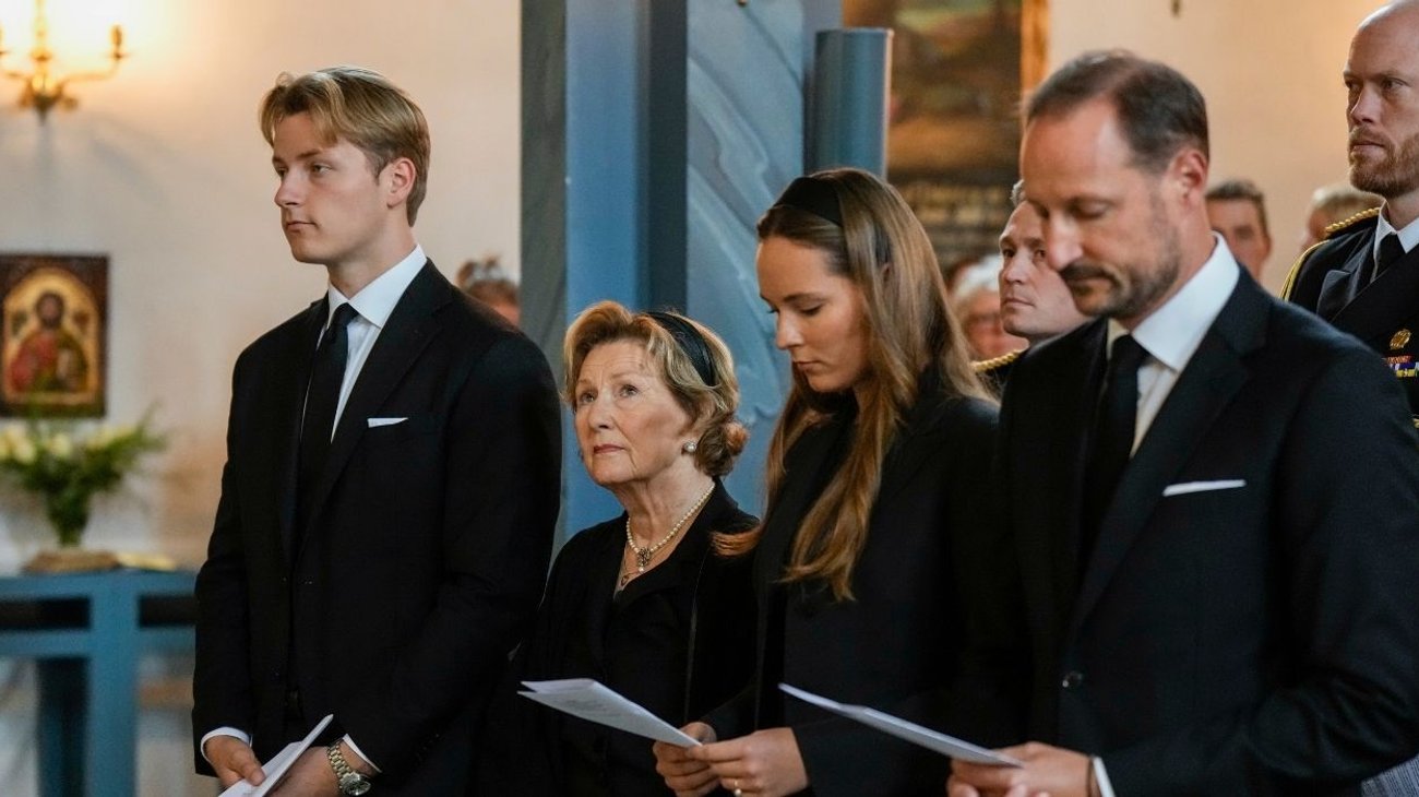 Noruega despide al rey Harald V con emotivos homenajes