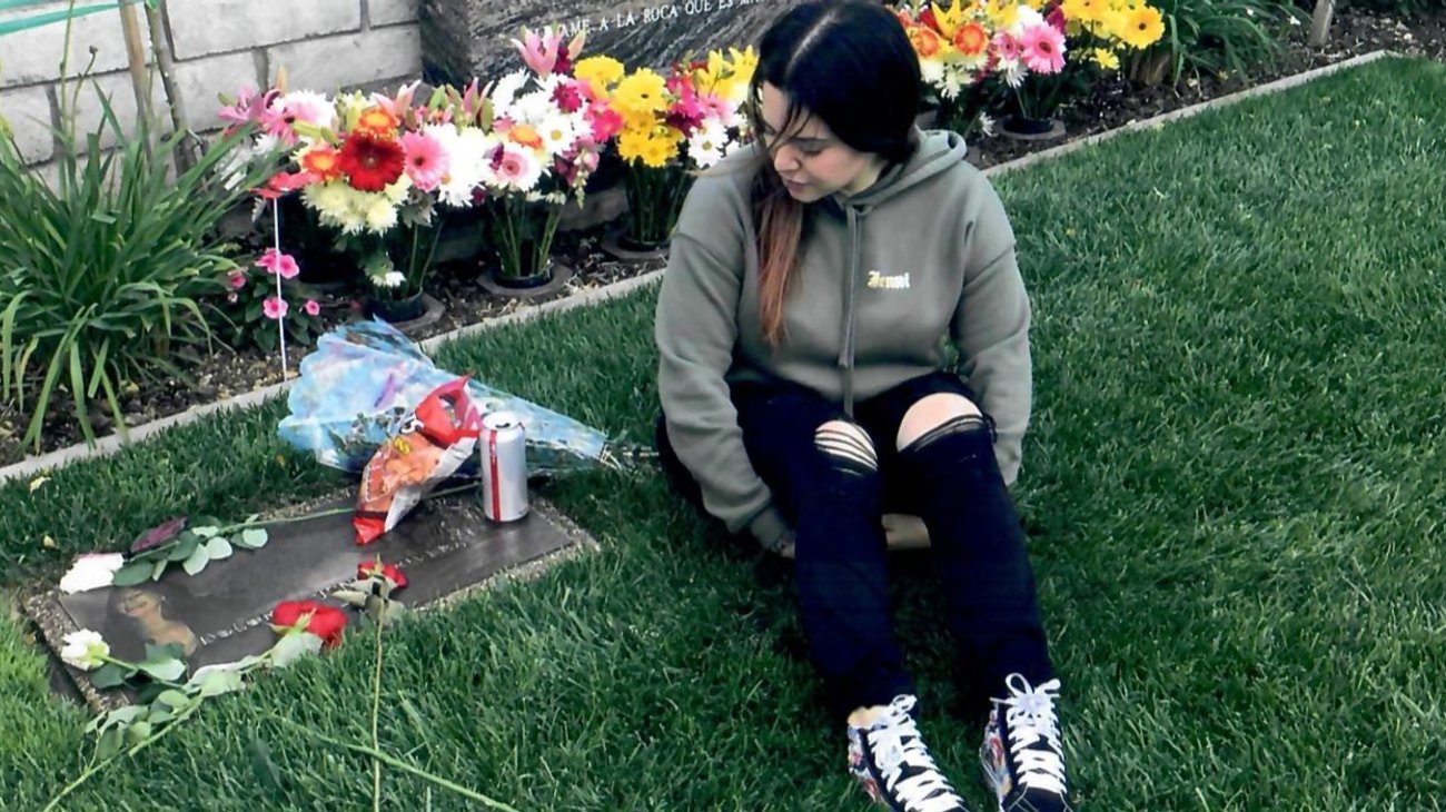 Jacqie Rivera honra a su madre con nueva canción y foto