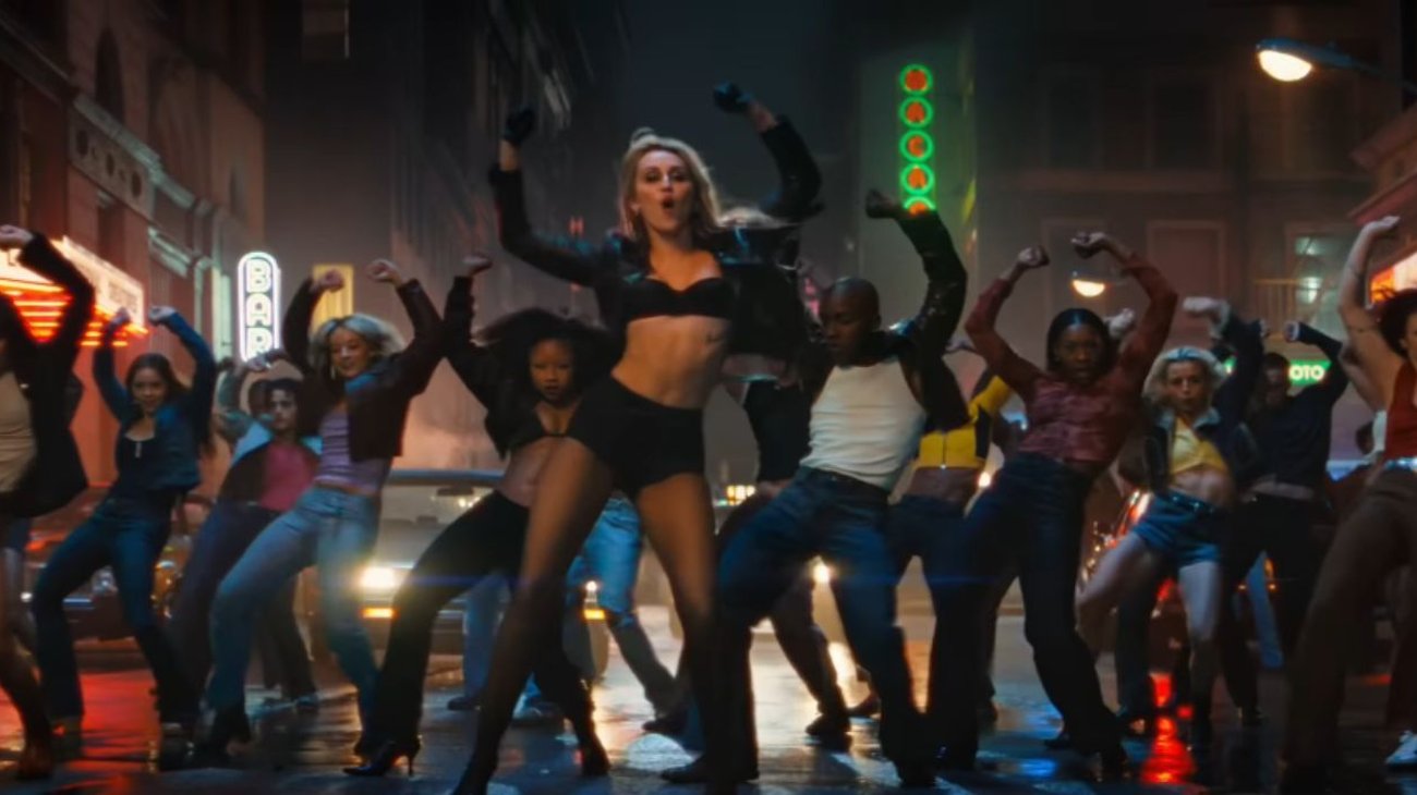Miley estrena el video de `River´ en plataformas digitales