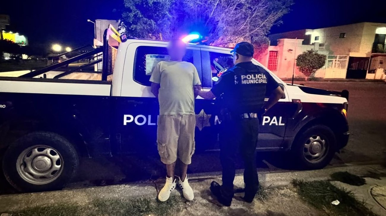 Detienen a sujeto por robo en autoservicio de Querétaro
