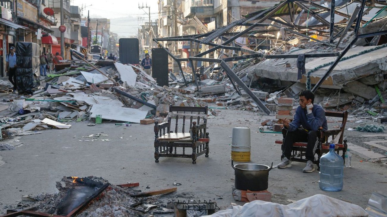 Inicia en Cali la demolición de edificios por el terremoto