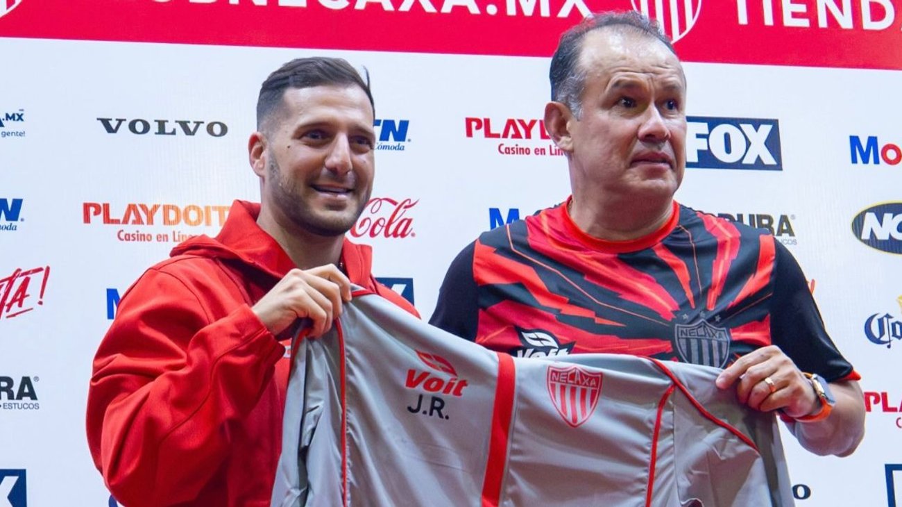 Asume Juan Reynoso la dirección técnica del club Necaxa