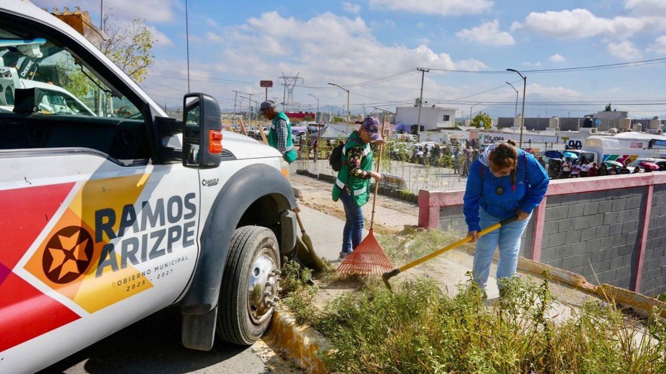 Acercan servicios municipales y limpieza a la comunidad