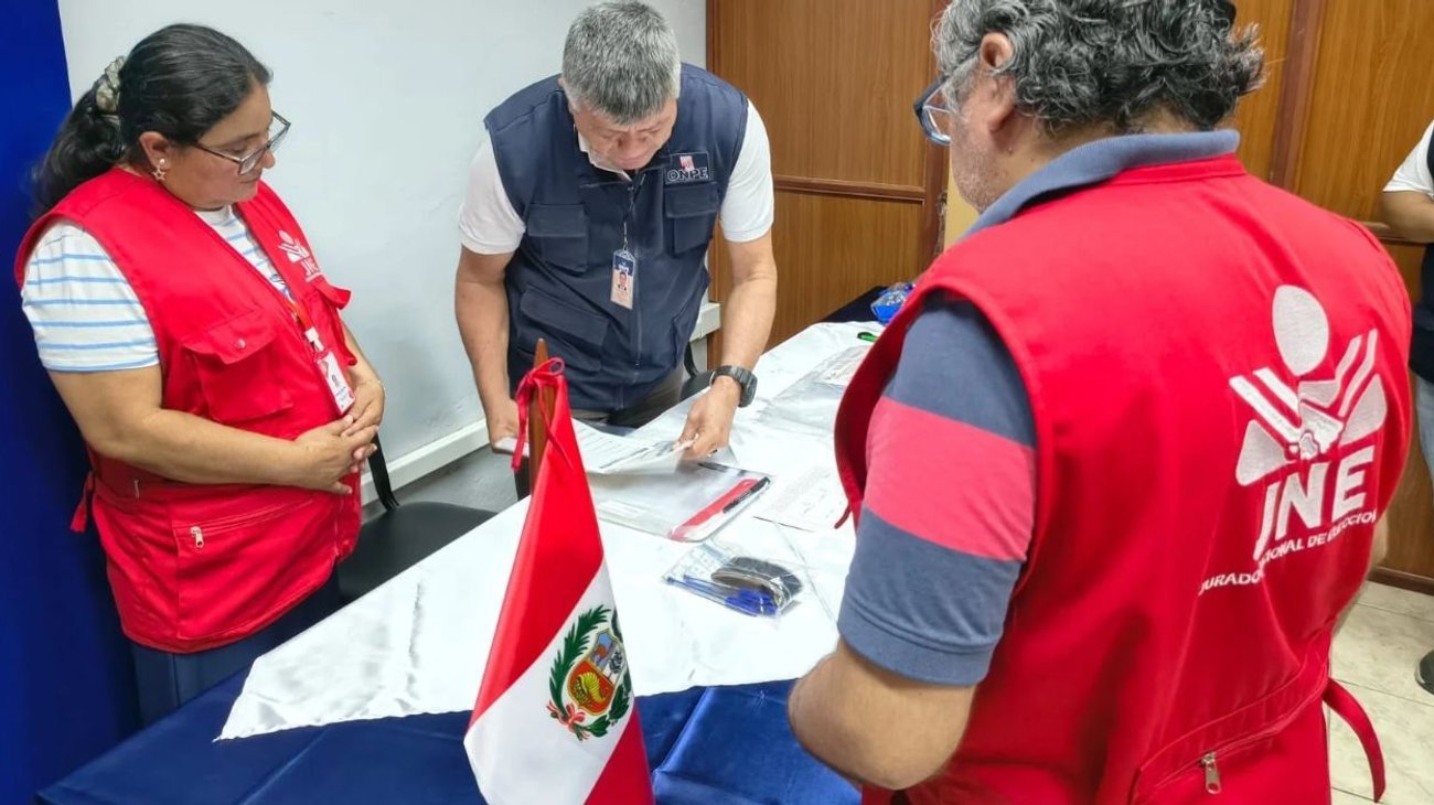 Reportan en Perú decenas de amenazas y ataques a candidatos