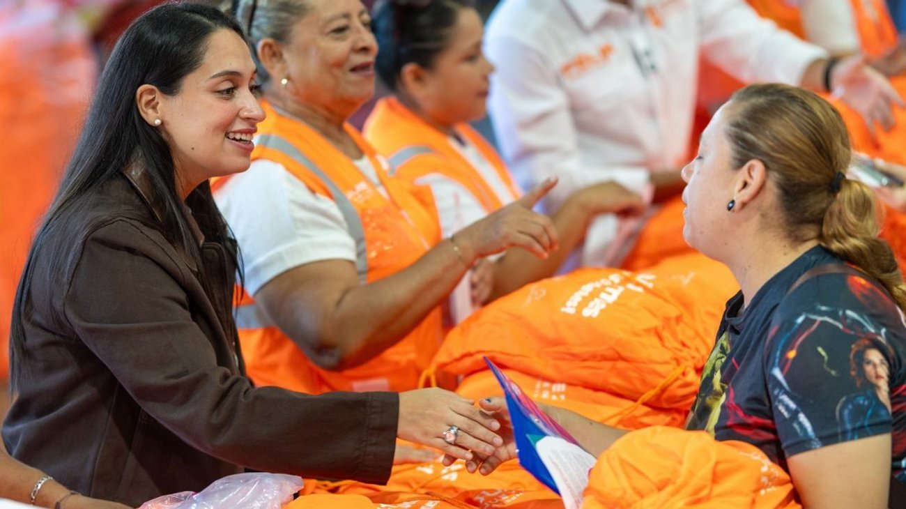 Entregaron más de 150 mil uniformes gratuitos en Juárez