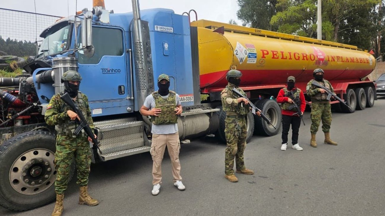 Decomisan casi siete mil galones de diésel ilegal en Ecuador