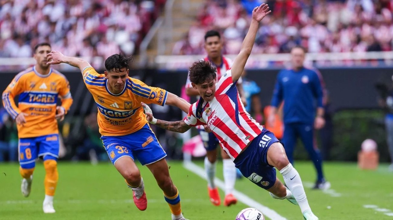 Llega Tigres a 11 juegos sin ganar de visitante tras igualar 1-1