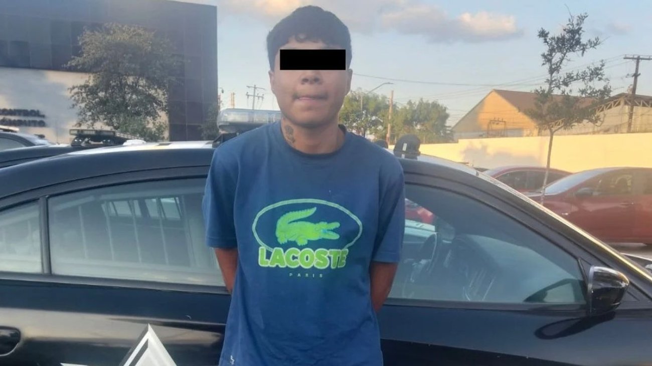 Detienen a joven con presunta mariguana; lo investigan por robos