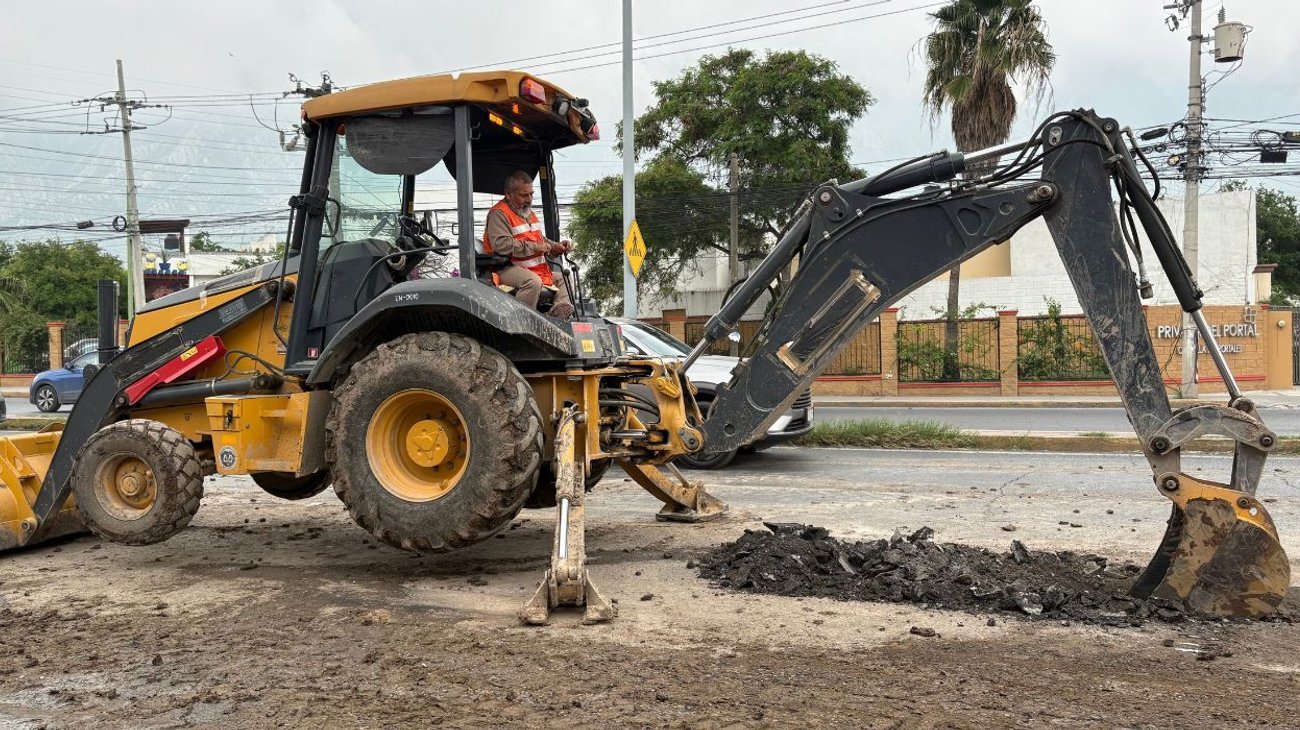 Reparan obra inconclusa en avenida de Santa Catarina