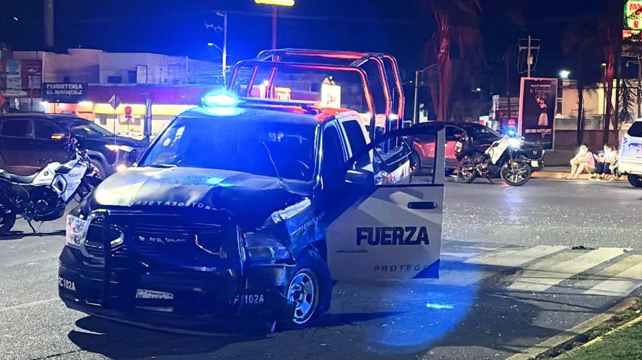 Choca patrulla de Fuerza Civil en Monterrey; hay lesionados