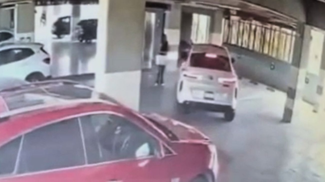 Video revela presunto feminicidio en Santa Catarina