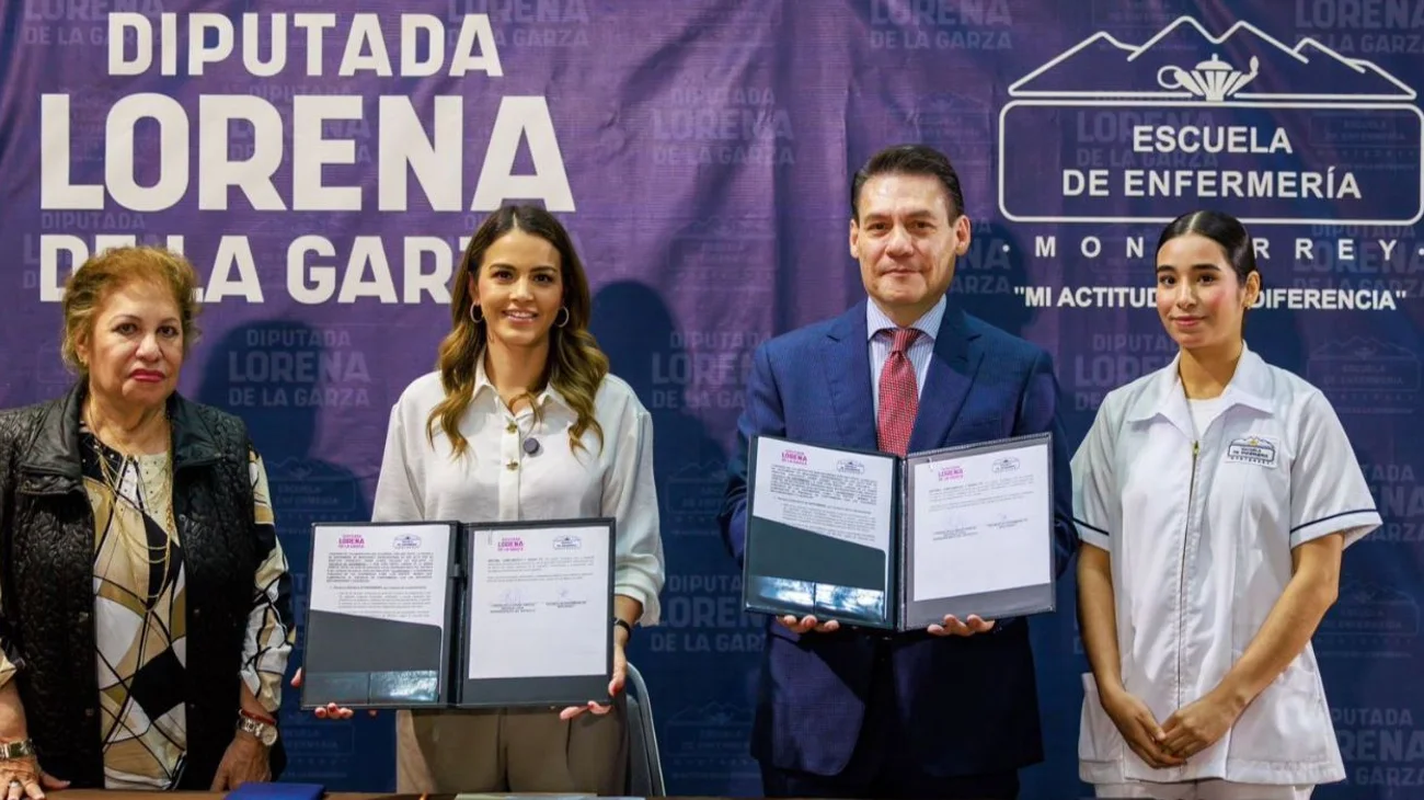 Firma Lorena convenio con Escuela de Enfermería Monterrey