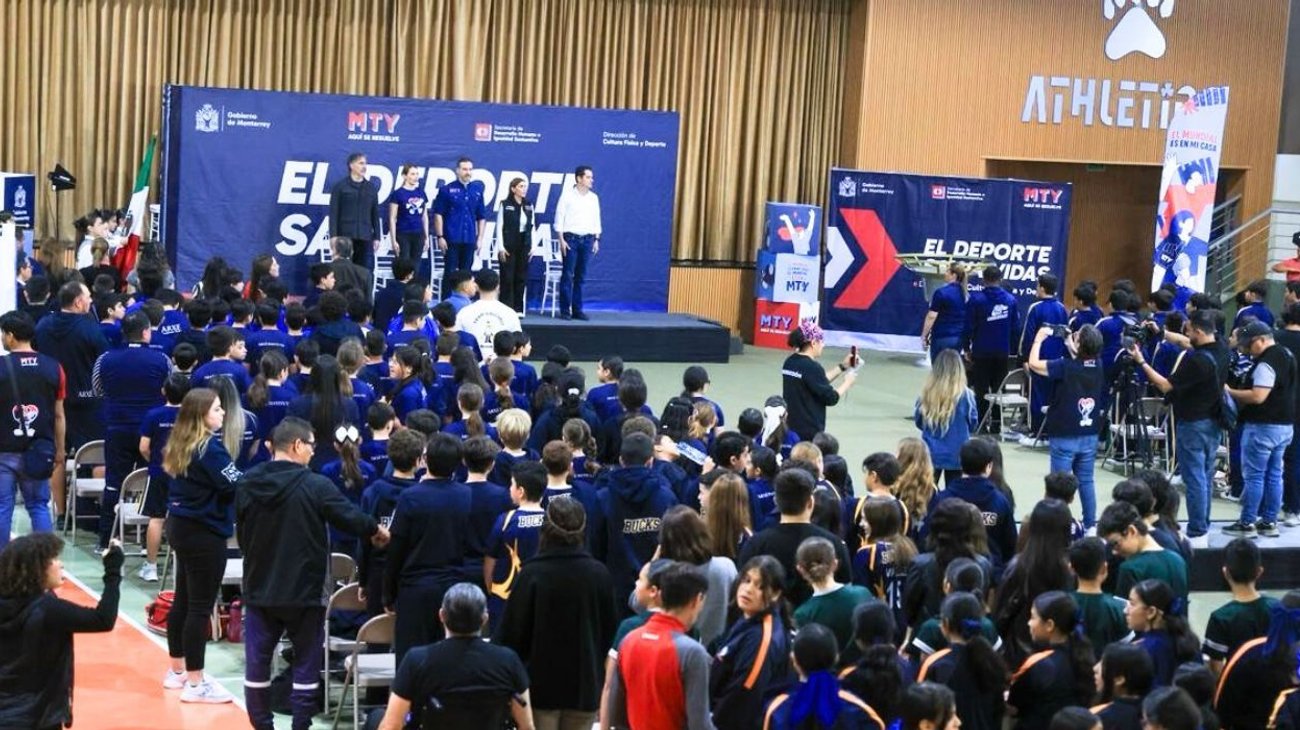 Inaugura Adrián de la Garza Copa Colegial Monterrey