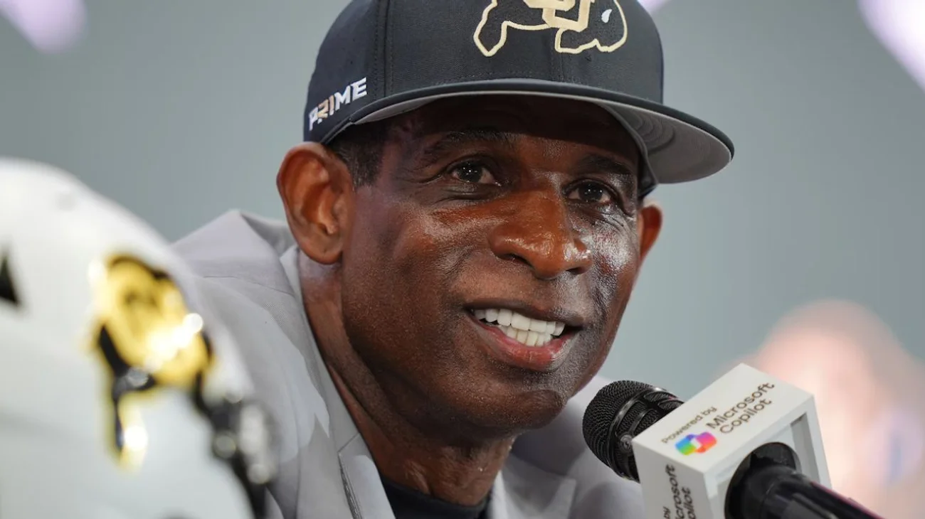 Deion Sanders, leyenda de NFL, anuncia que se curó de cáncer