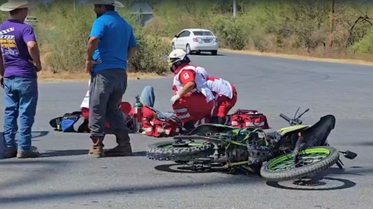 Muere motociclista arrollado en Montemorelos; cae conductor