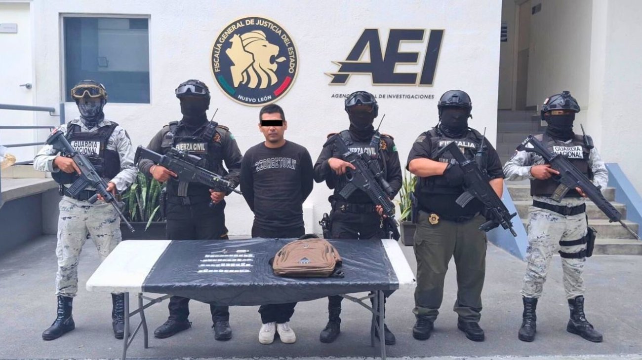 Cae con droga; tenía dos órdenes de aprehensión en El Carmen