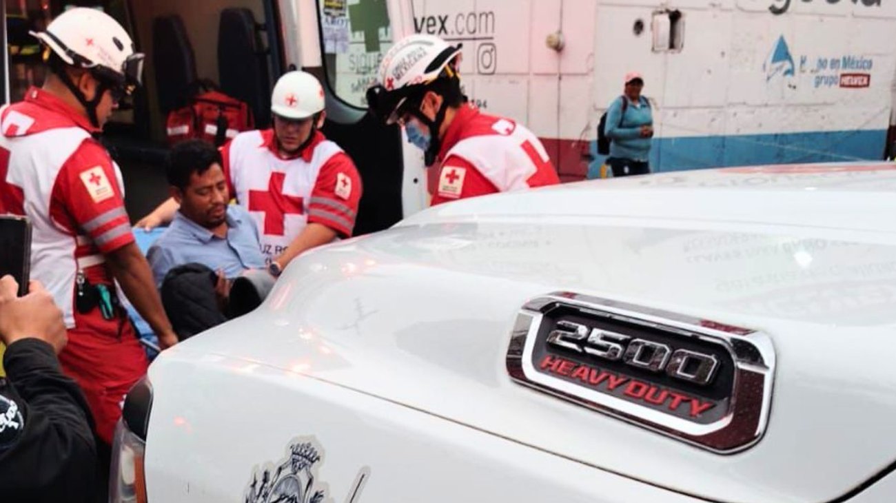 Perros muerden hombre y resulta lesionado en Monterrey