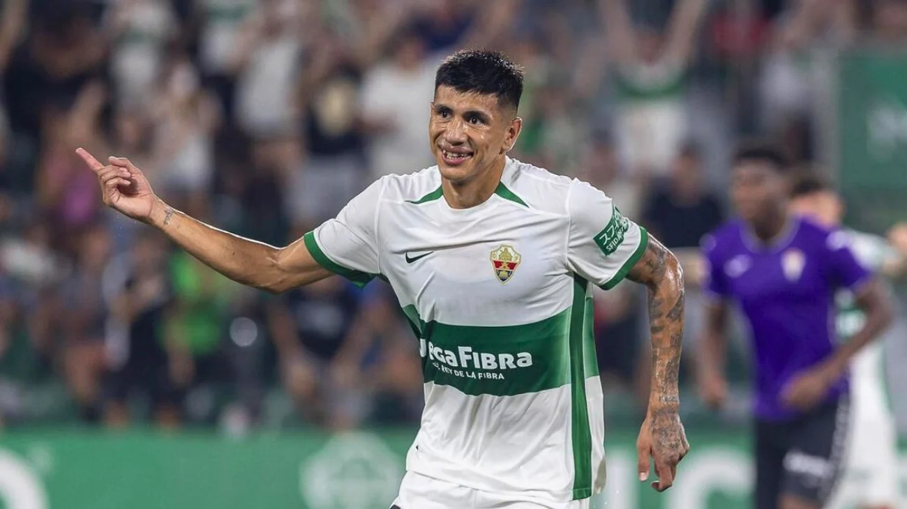 El Elche traspasa al argentino Nico Castro al Toluca