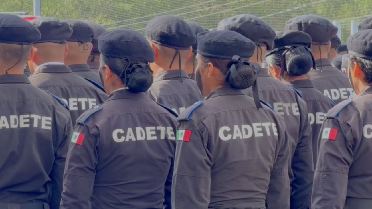 Se gradúan 200 cadetes para reforzar a la Fuerza Civil