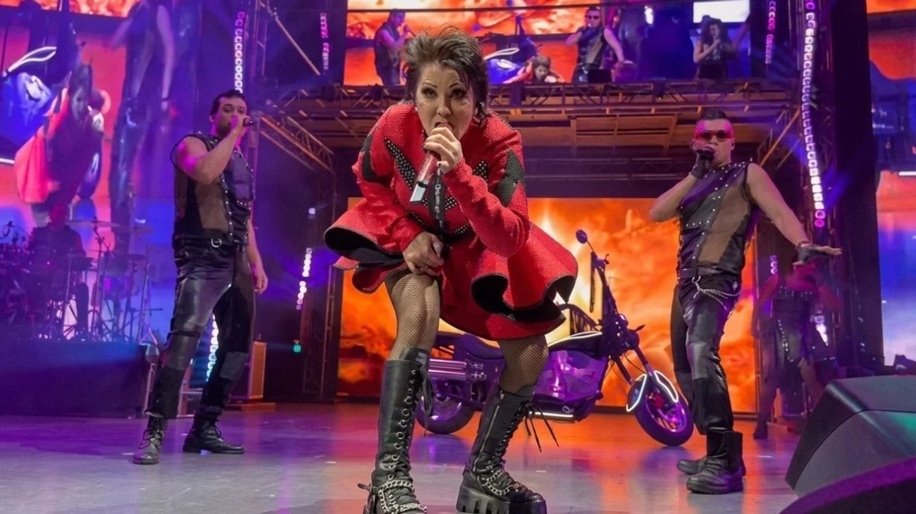 Alejandra Guzmán celebra 38 años de carrera en la música