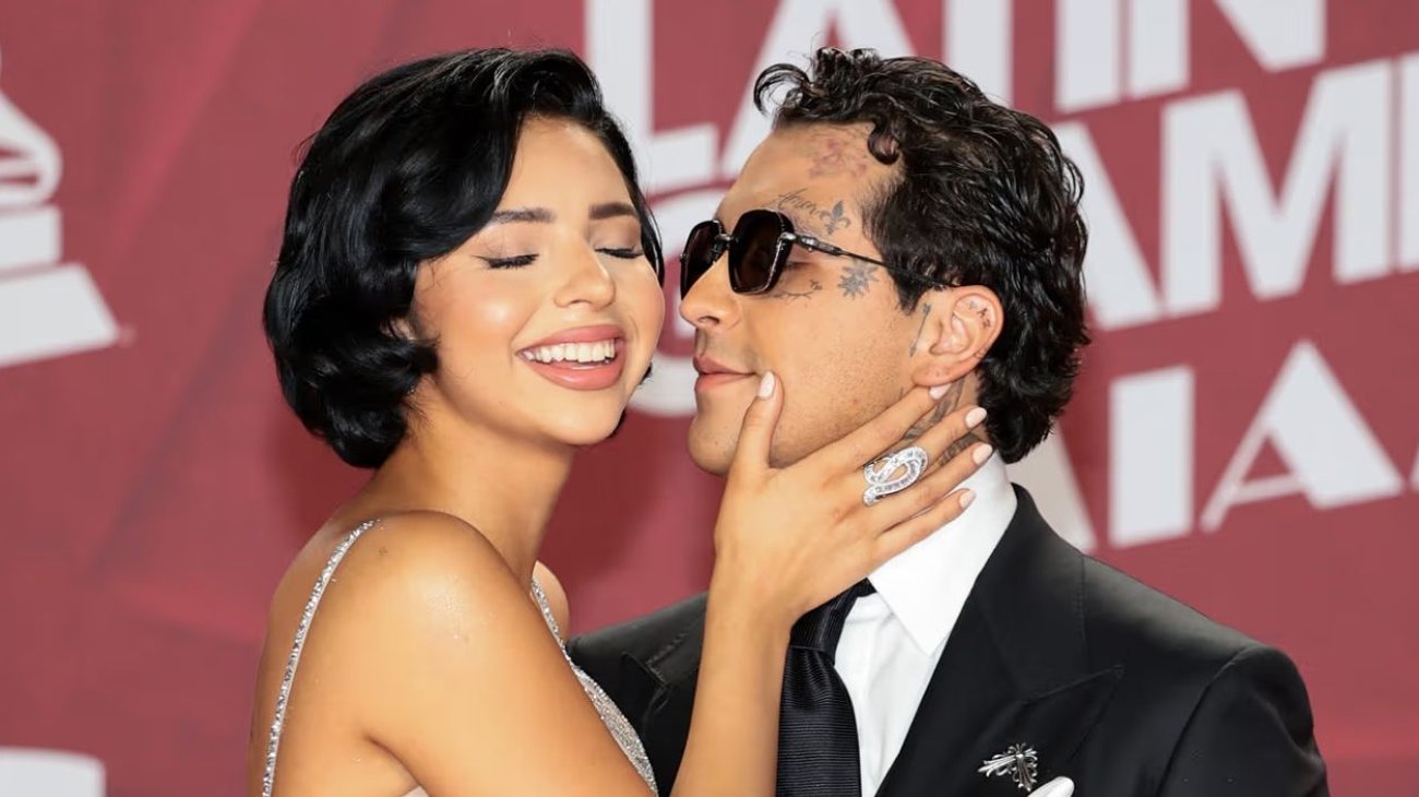 Nodal revela por qué no mencionó a Ángela en los Grammy