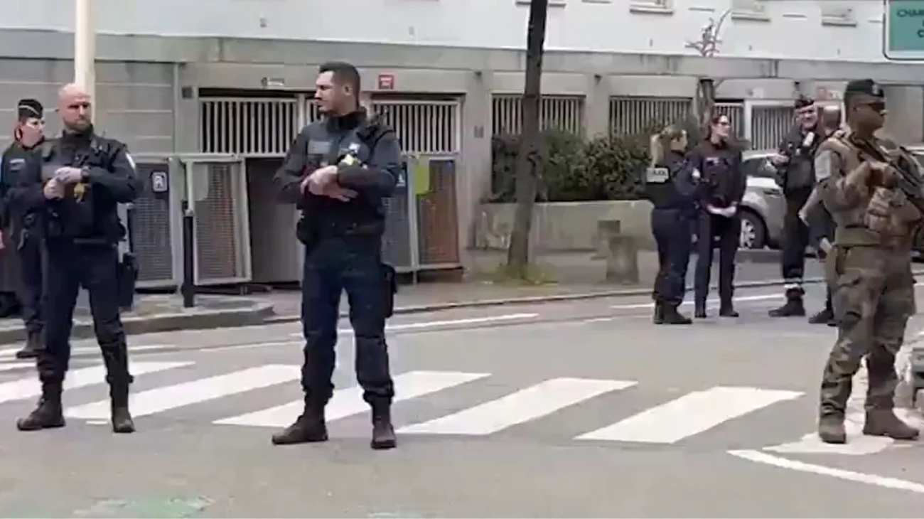 Ataque con cuchillo en una secundaria deja un muerto en Francia