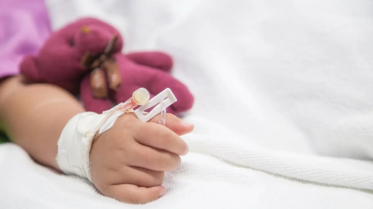 México confirma primer caso humano de gripe aviar en una niña