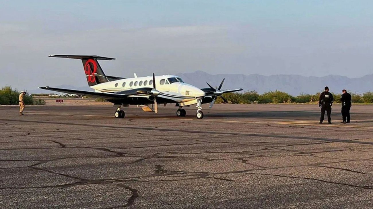 Polémica por avión de 'El Mayo' exhibido en museo de EUA