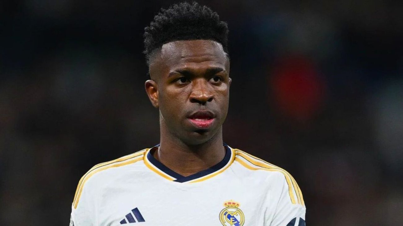 Vinícius pide perdón por su reacción en el cambio del clásico