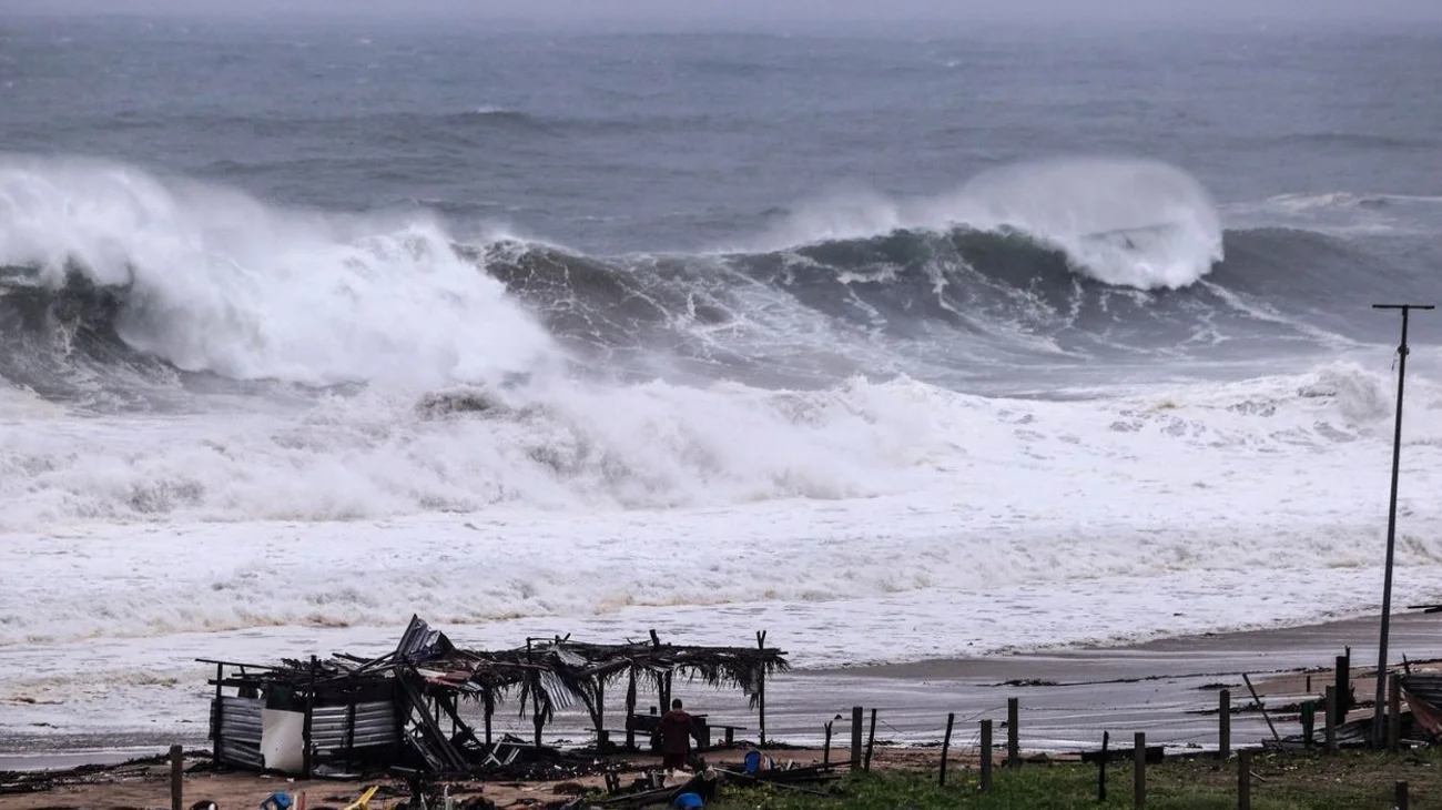Se forma la tormenta tropical Dalila en costas de Guerrero