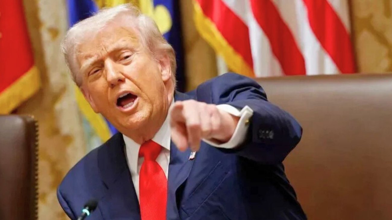 Trump dice en tono de broma que a veces 'perturba' los mercados