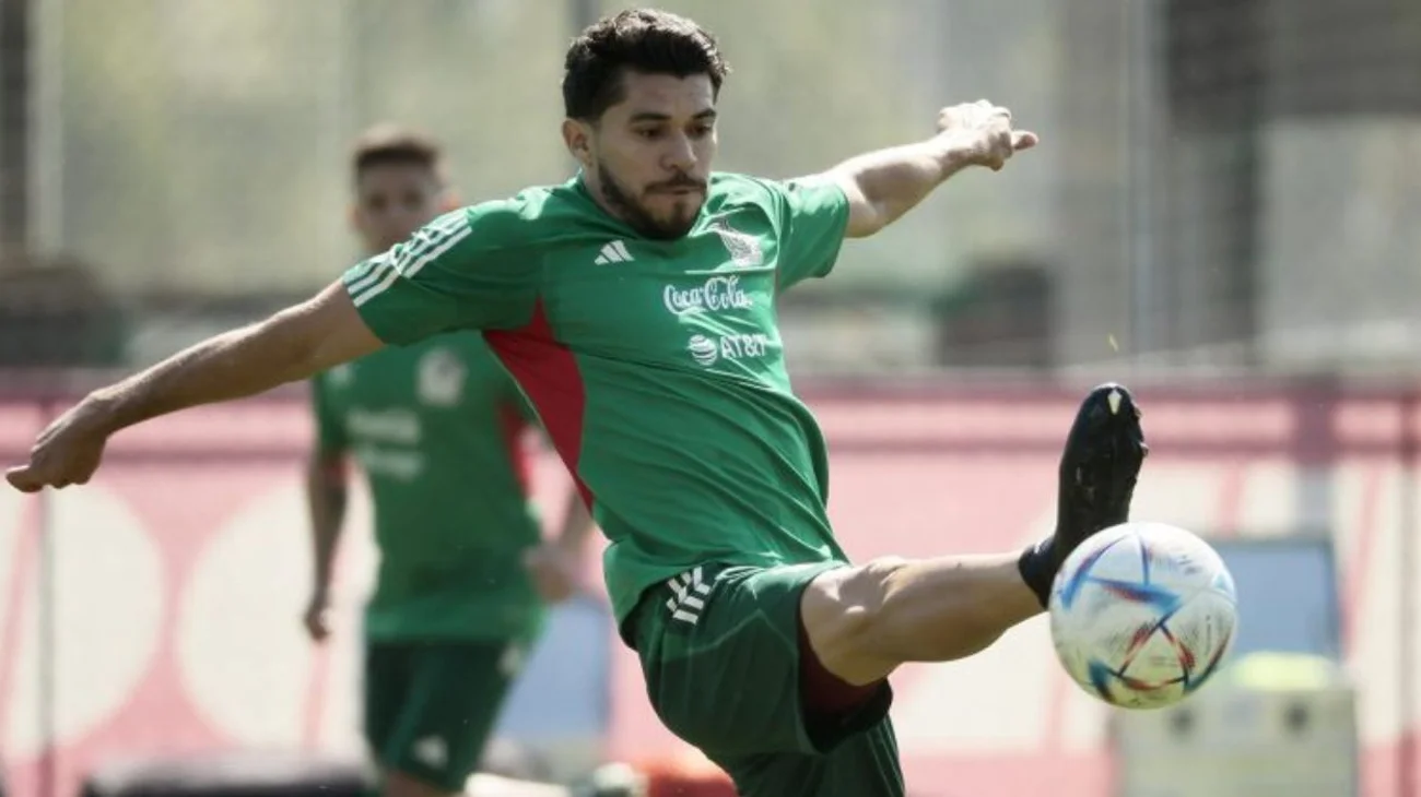 'Chucky' Lozano y Henry Martín abandonan el 'Tri' por lesión