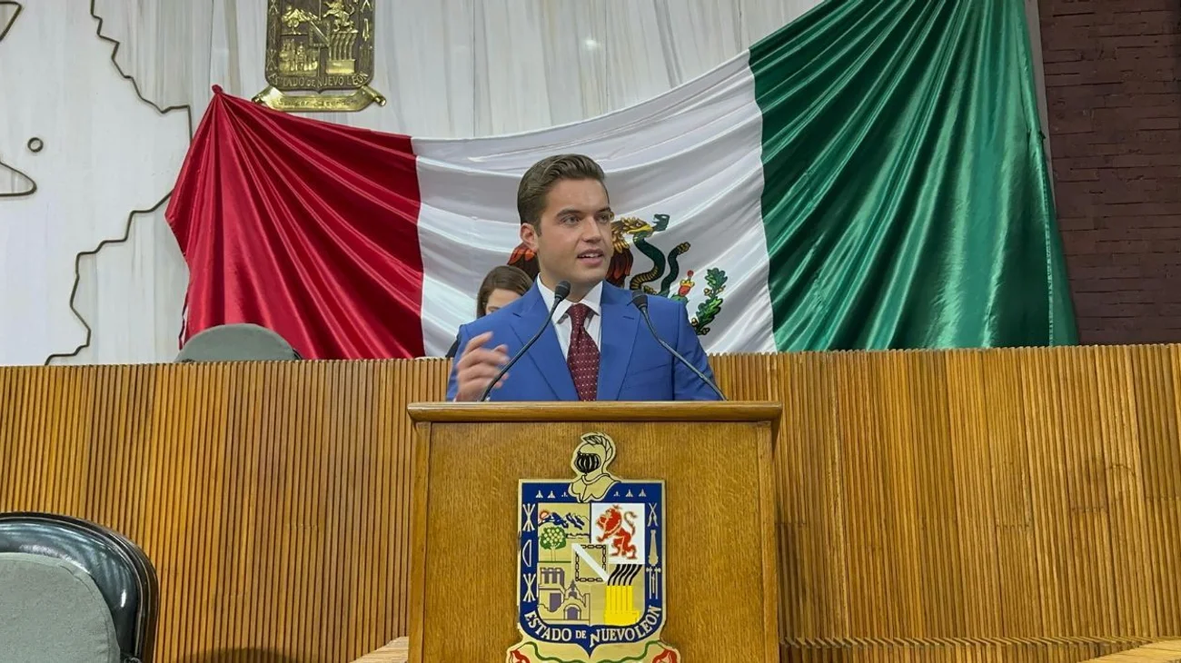 Van por cero en transporte para estudiantes y adultos mayores