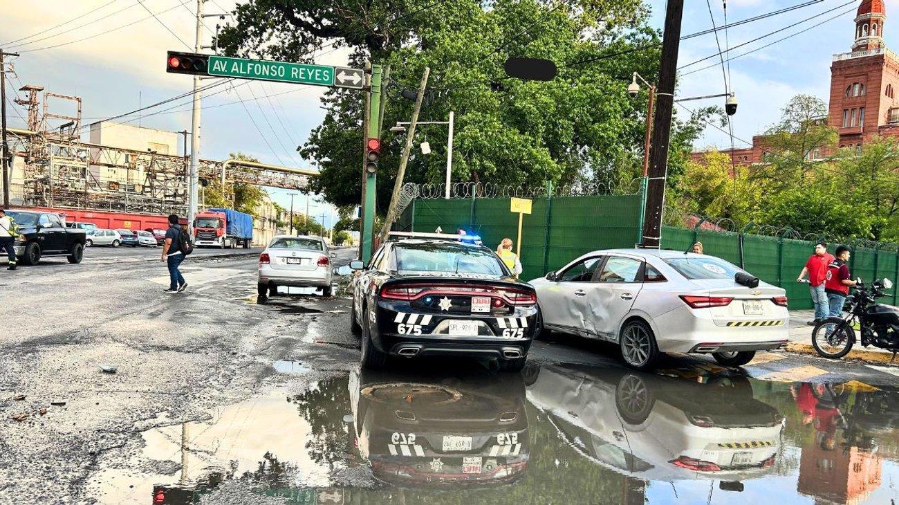  Choque en la colonia Obrerista deja a motociclista lesionado