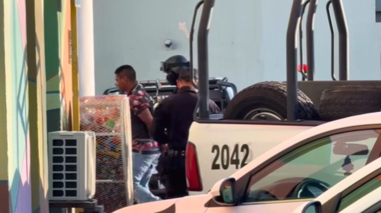 Hombre intenta ingresar a domicilio con un machete en Reynosa