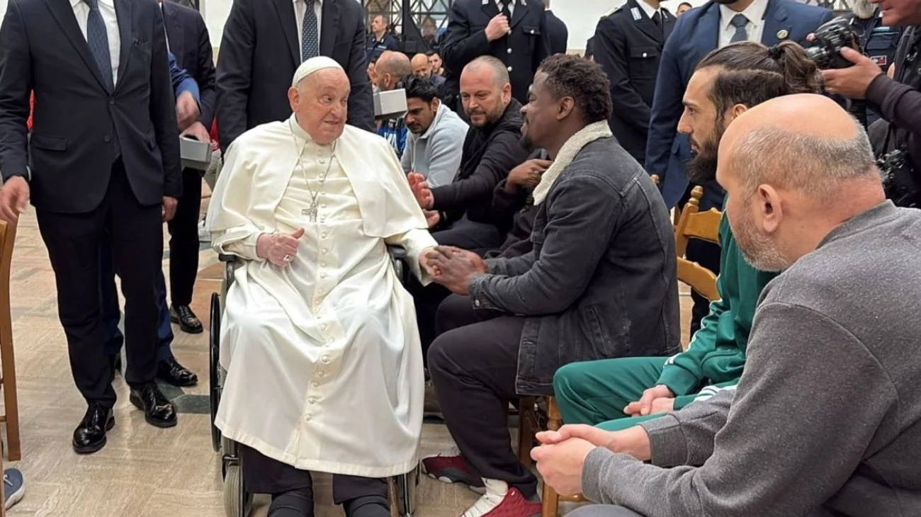 El Papa donó sus últimos 200 mil euros para ayudar a los presos