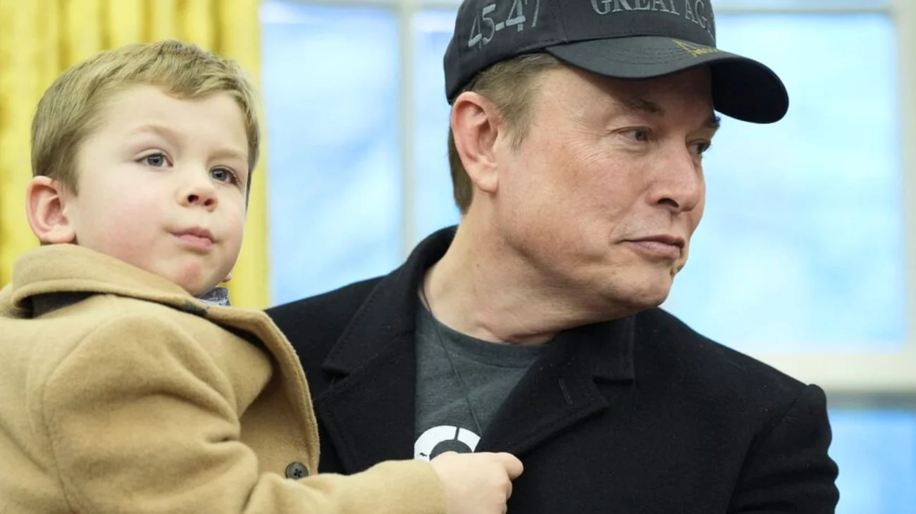 Elon Musk anuncia 'Baby Grok', una aplicación de IA para niños