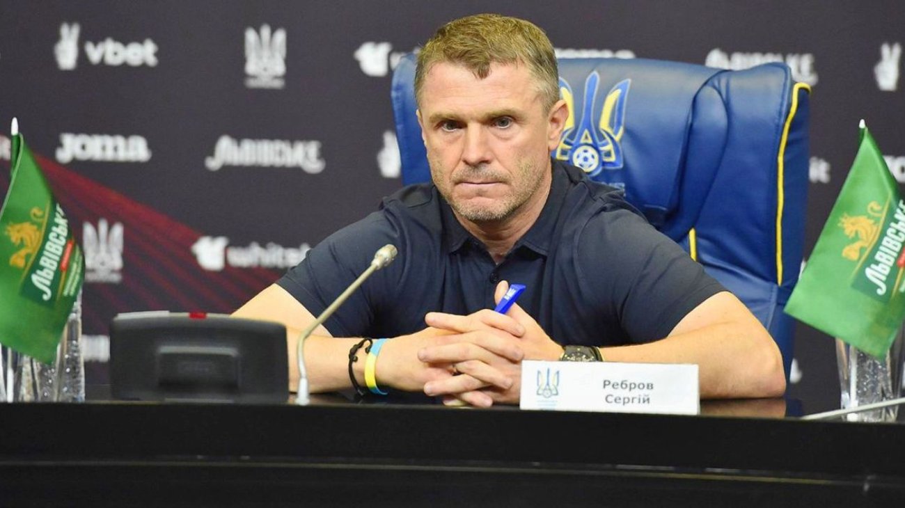 Ucrania cesa al entrenador Rebrov tras no clasificar al Mundial