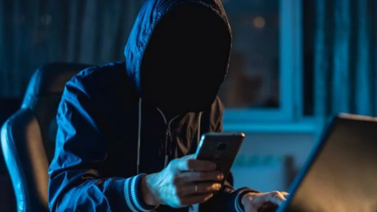 Detienen a mexicano por ciberacoso a 15 menores en seis países