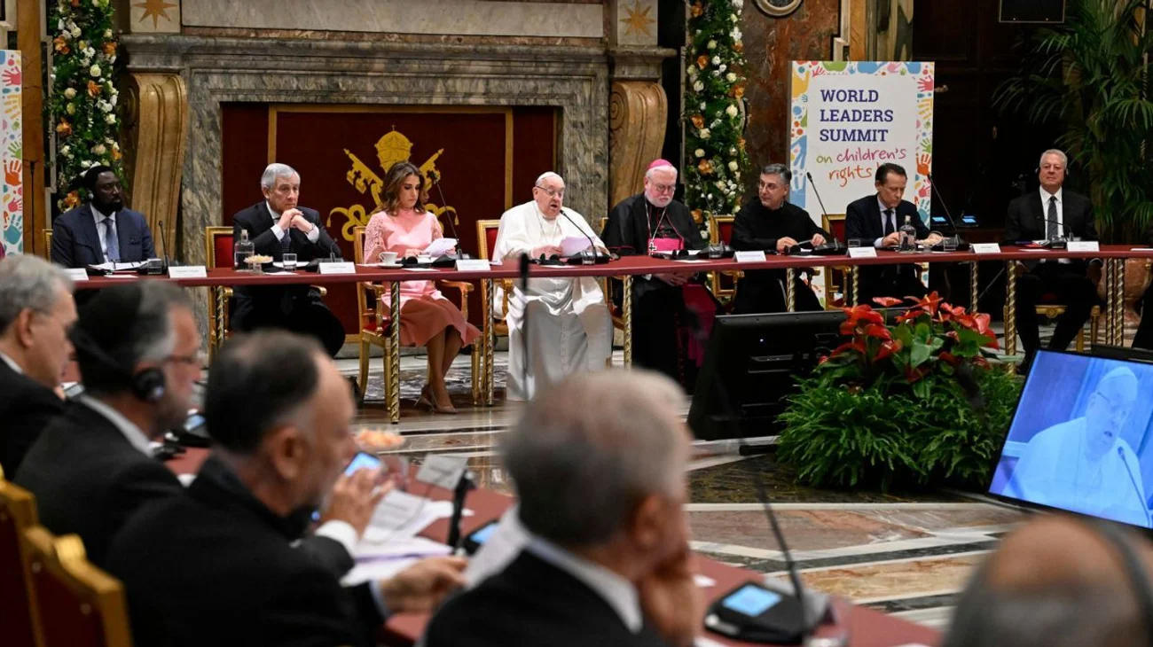 El Papa recuerda a niños indocumentados en la frontera con EUA