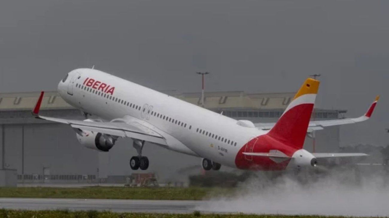 Alertas de EUA desatan cancelaciones de vuelos a Venezuela