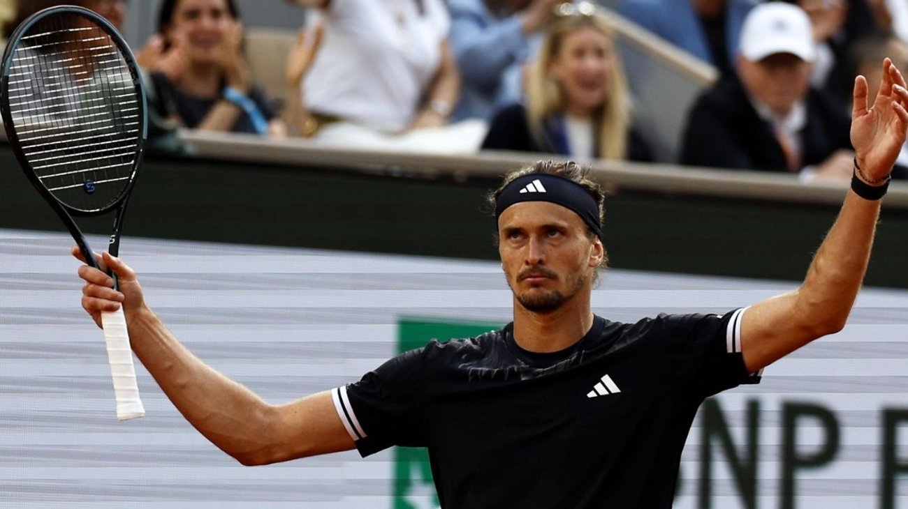 Zverev rompe su maleficio y conquista Roland Garros