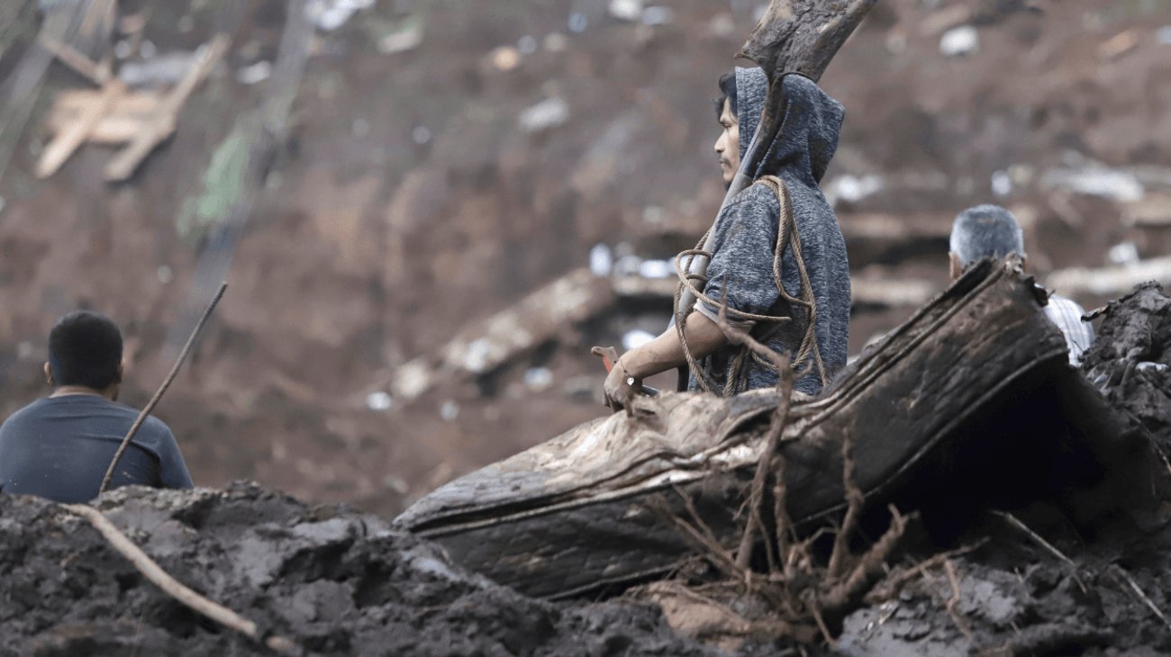 Asciende a 82 fallecidos por lluvias registradas en México