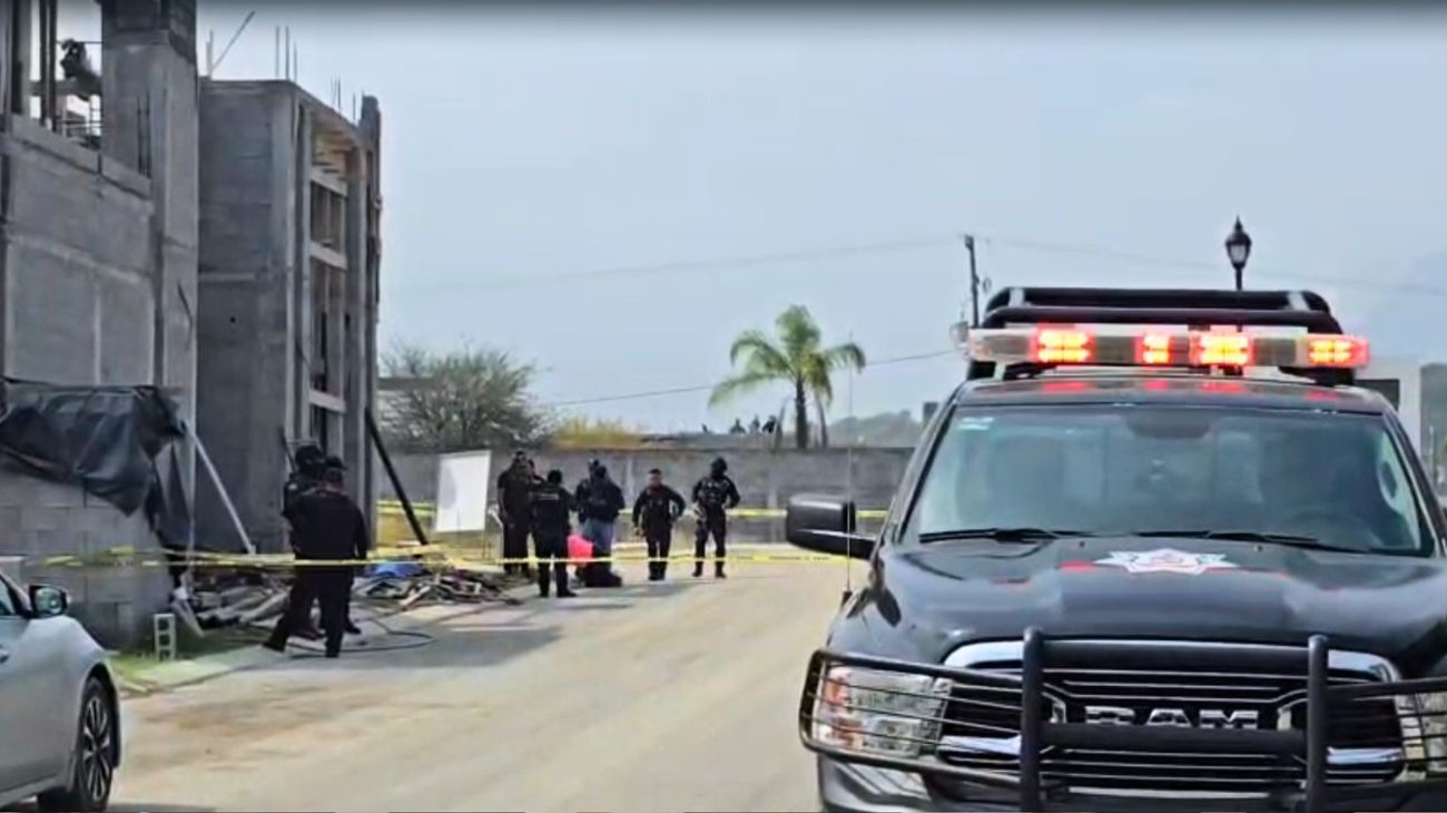 Muere hombre tras caer de obra a siete metros en Allende