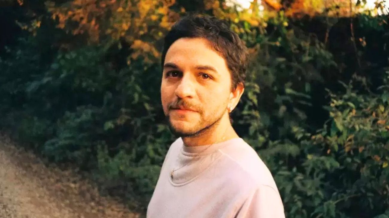 Cineasta mexicano competirá en Cannes con su ópera prima