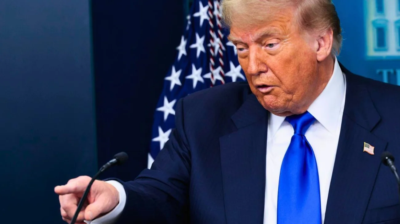 Trump rompe con efecto inmediato negociación comercial con Canadá