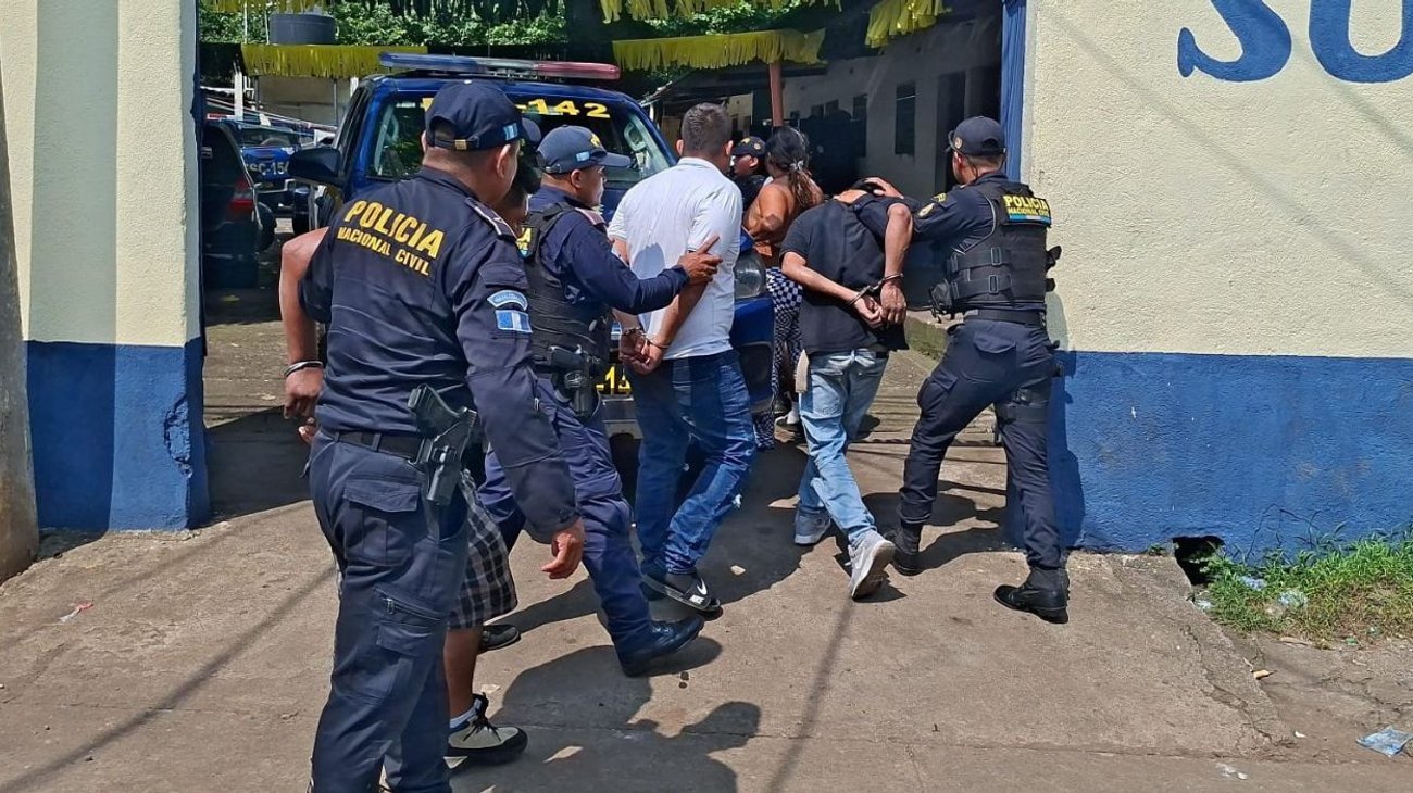 Desarticulan banda de robamotos tras persecución en Escuintla